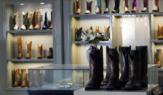 How to Buy Cowboy Boots in Bulk